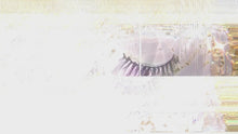 Load and play video in Gallery viewer, MBEAUTY presents our Red Carpet cruelty free silk lashes. Up to 20 uses per pair. Discover the most natural silk lashes in the maket. by Marielabagnato.com