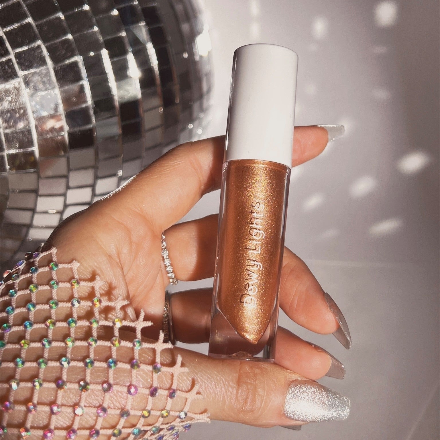 Dewy Lights makeup MBeauty SUN 